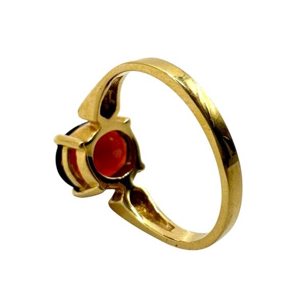 14K Yellow Gold Red Oval Stone Ring (15516) - Picture 3 of 9